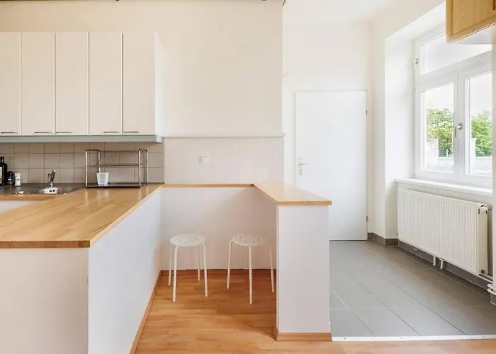 Beautiful 1 Bedroom Near Schoenbrunn *
